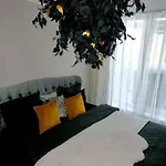 Lägenhet Glamour Vox - Romantic Cu Jacuzzi Privat In