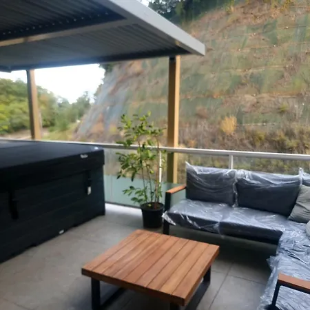 Glamour Vox - Romantic Jacuzzi Escape - Cluj-Napoca - Near Bt & Cluj Arena Apartmán Kluž