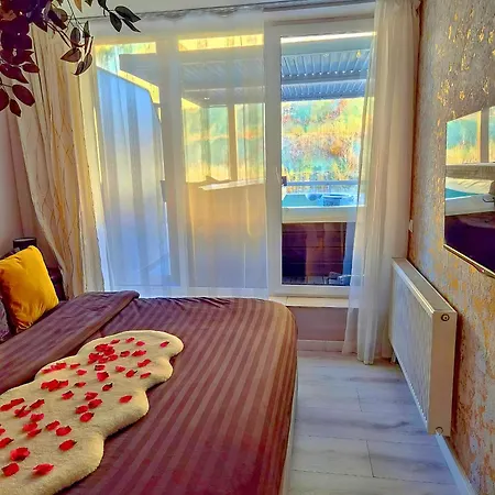 Glamour Vox - Romantic Jacuzzi Escape - - Near Bt&cluj Arena Apartament
