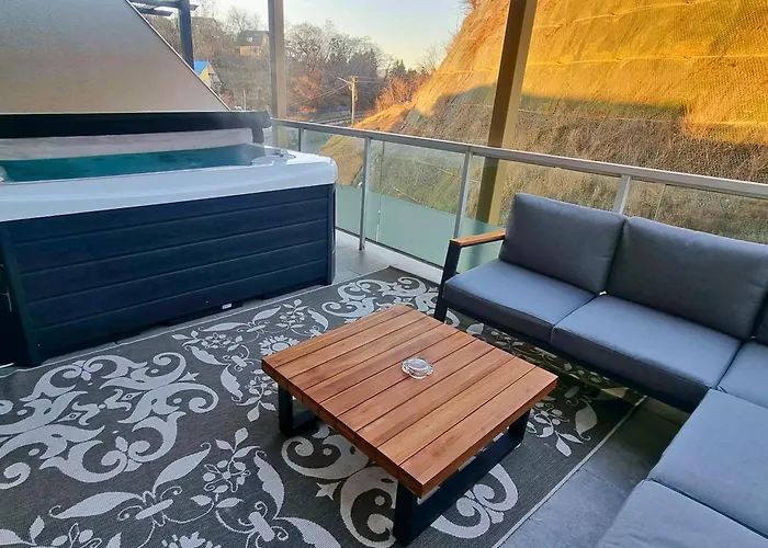 Glamour Vox Private Jacuzzi Cluj-Napoca